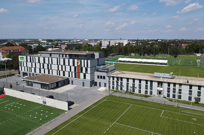 Aussenaufnahme des FCA Gebäudes